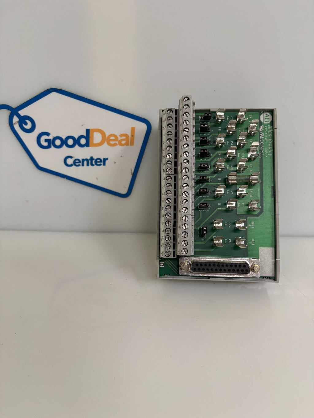 ALLEN BRADLEY FUSE HOLDER TERMINAL 1492-AIFMP1 SER A0