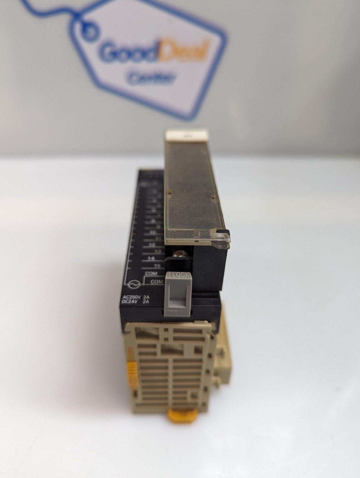 Omron CJ1W-OC211 Output Unit