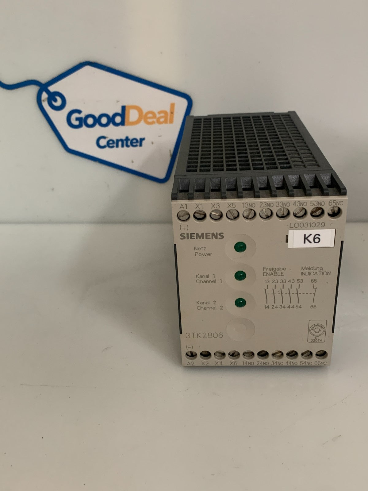 SIEMENS SAFETY RELAY 3TK2806-0BB4