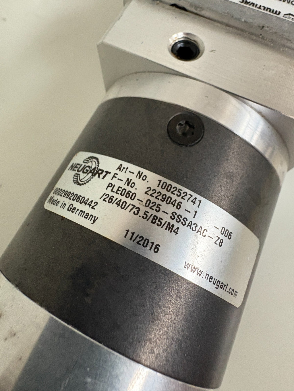 SCHNEIDER LEXIUM MULTIVAC SERVO MOTOR BDM7744SO1522