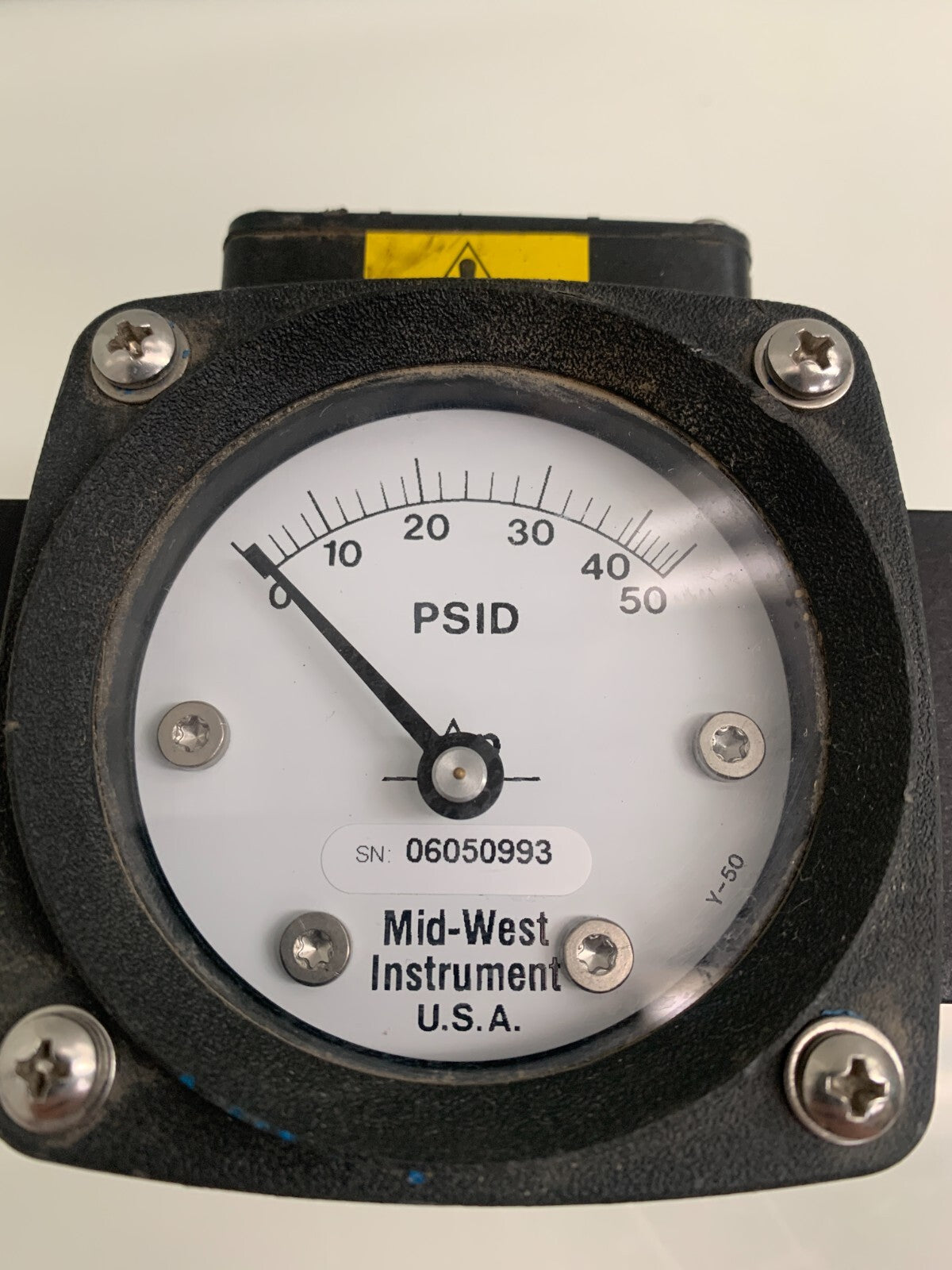 MIDWEST INSTRUMENT  0-50  3000PSI  Pressure Gauge   140AA-00-0(AA)