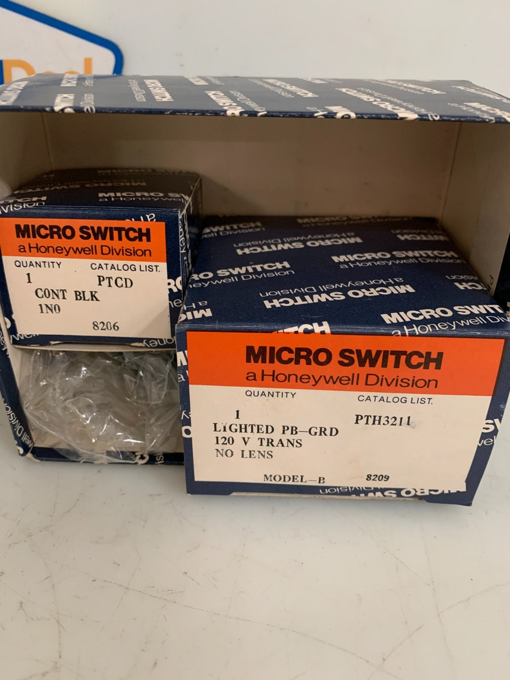 HONEYWELL MICRO SWITCH PTH 3216D KIT COMPOSE OF 1XPTH3211  1XPTCD  1XPTHZ16