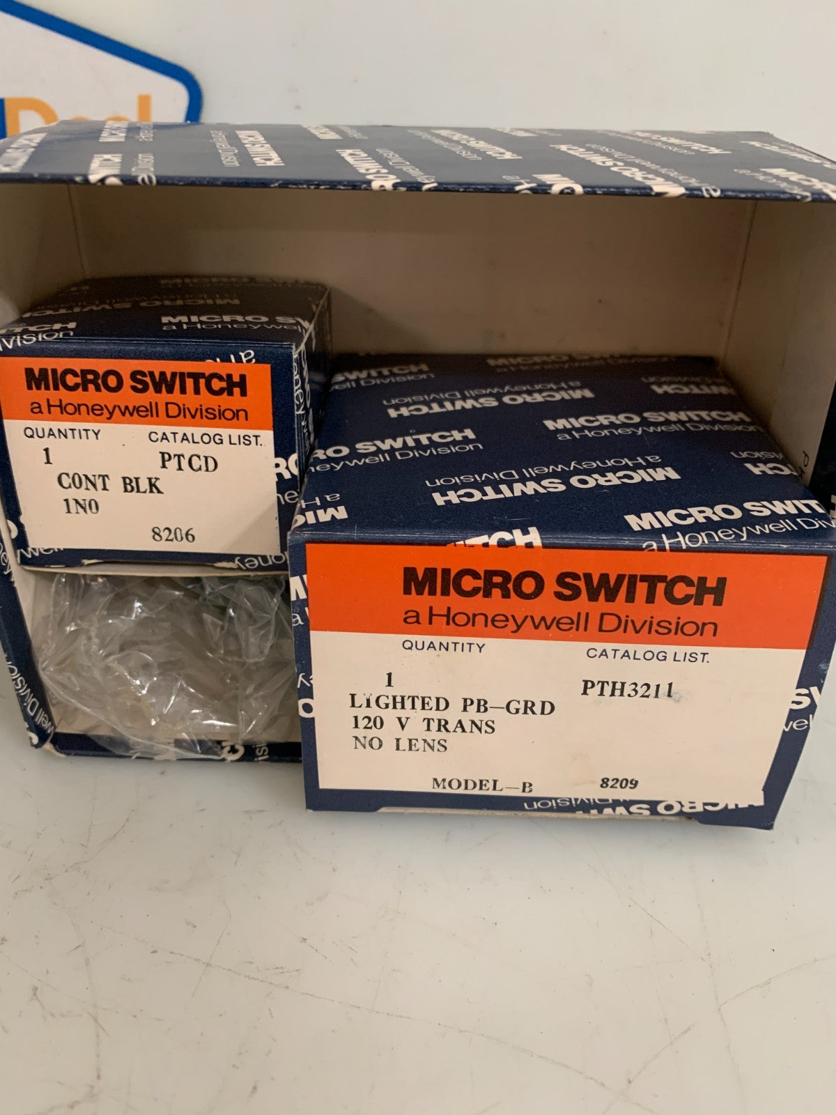 HONEYWELL MICRO SWITCH PTH 3216D KIT COMPOSE OF 1XPTH3211  1XPTCD  1XPTHZ16