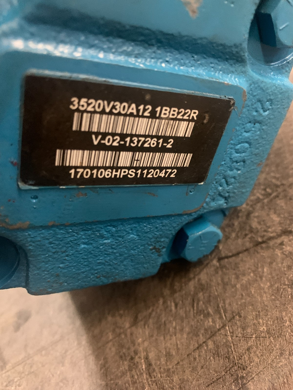 EATON VICKERS HYDRAULIC VANE PUMP 3520V30A12-IBB10-180