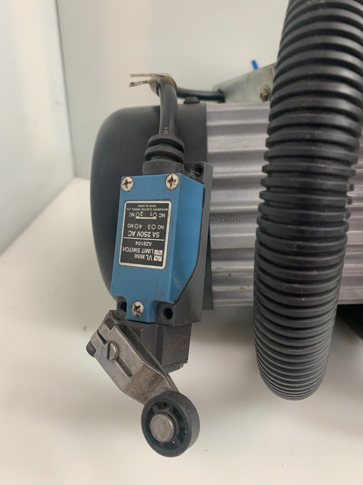 TIENHENG  Servo Motor YLH-10-01-14-01-0-00-0-00-2-18-0-00-3-10-1-01-2-05