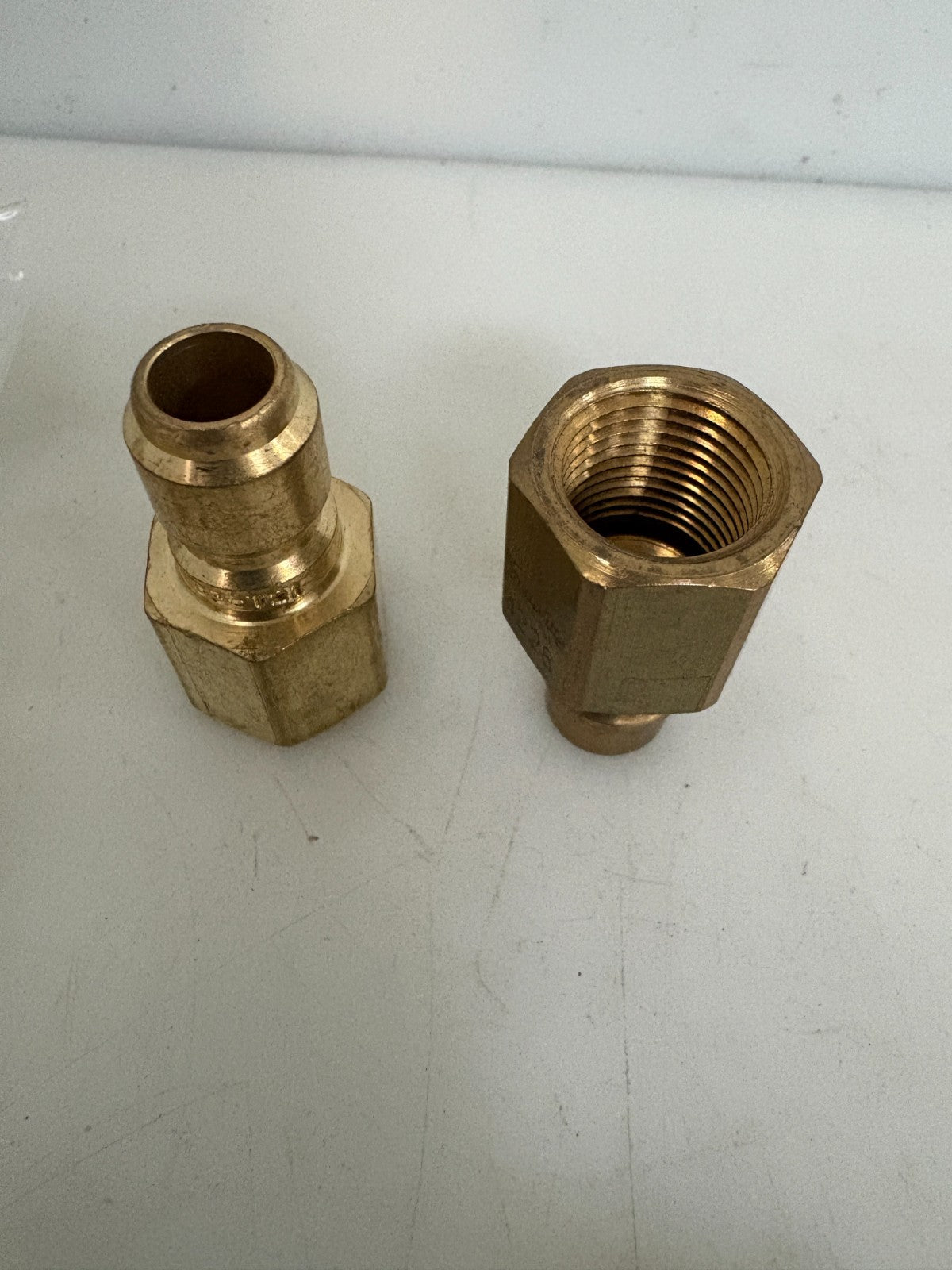 LOT OF 8 HANSEN BRASS 3/8 MALE QUICK CONNECT PLUG B3/T211