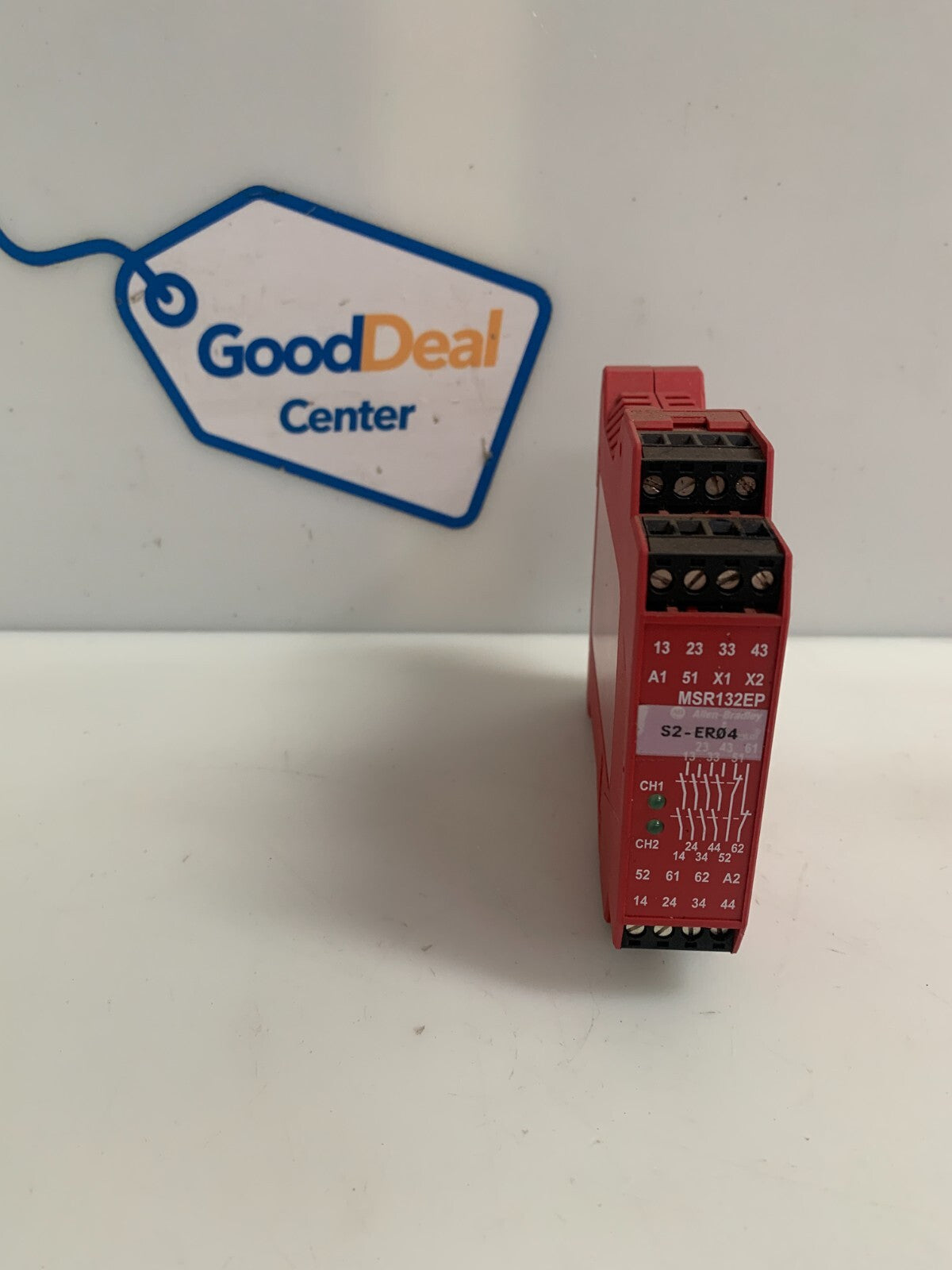 ALLEN BRADLEY GUARD MASTER SAFETY RELAY MSR 132 EP 44OR-E23097