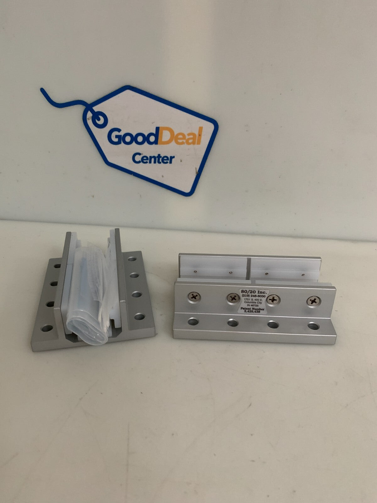 LOT OF 2  80/20 INC LINEAR GUIDE BLOCK BEARING