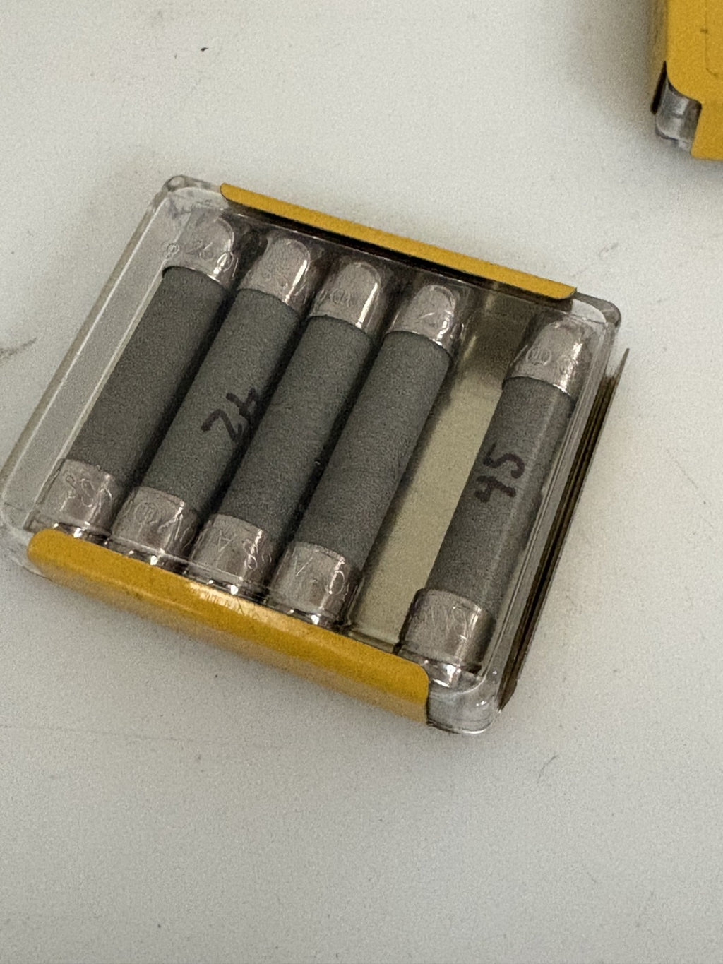 BUSS FUSES ABC-11