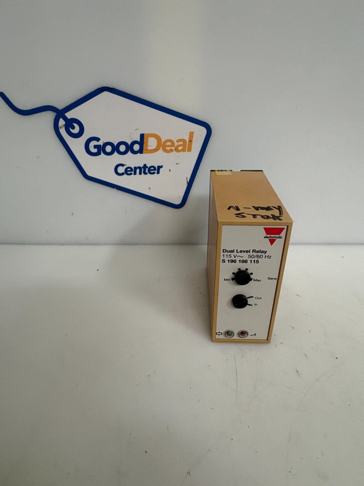 CARLO GAVAZZI ELECTROMATIC DUAL LEVEL RELAY #S 196 1660