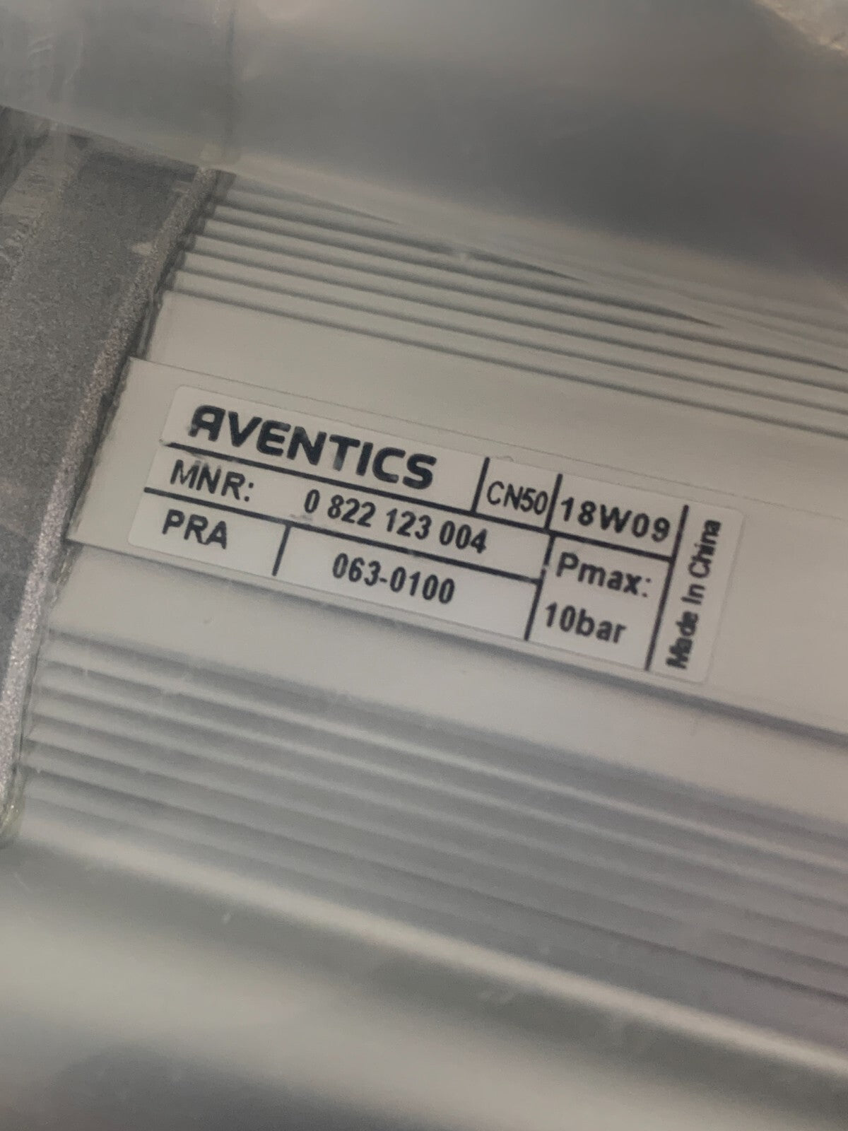 BOSCH / AVENTICS PRA-DA-063-0100-0-2-2-1-1-1-BAS Pneumatic Cylinder 0822123004
