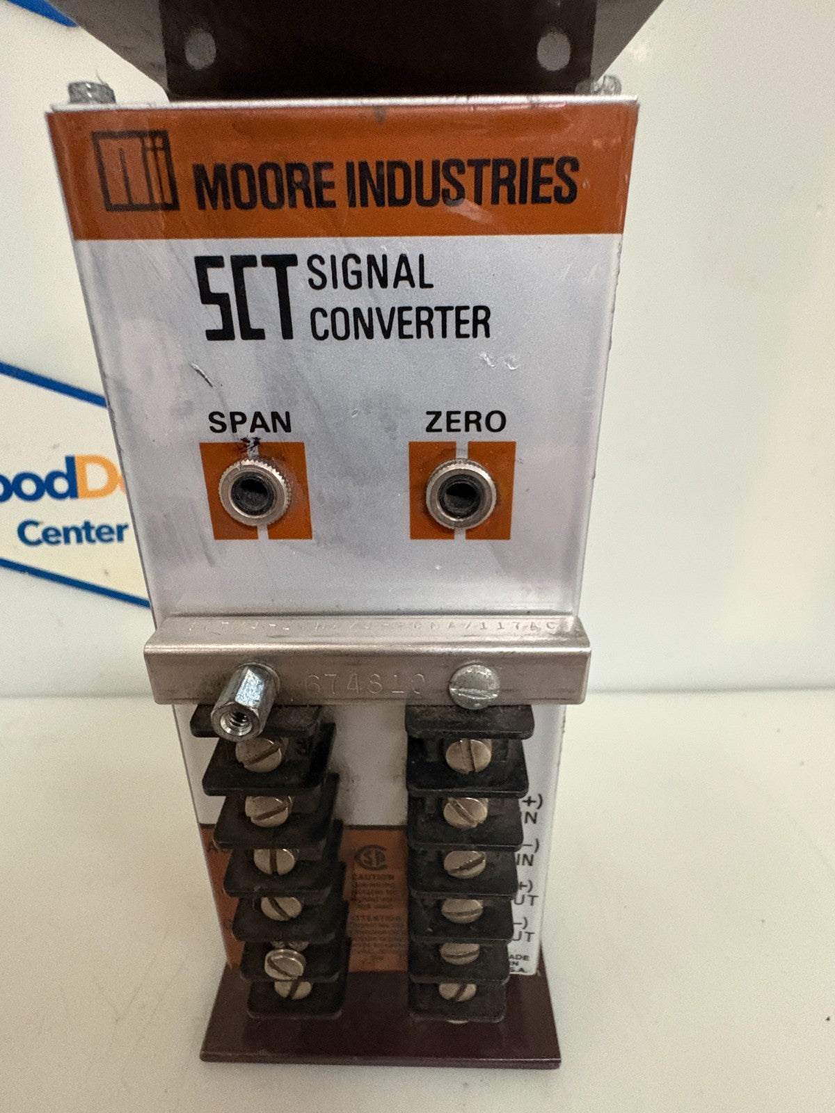 MOORE IND. SCT SIGNAL CONVERTER 1