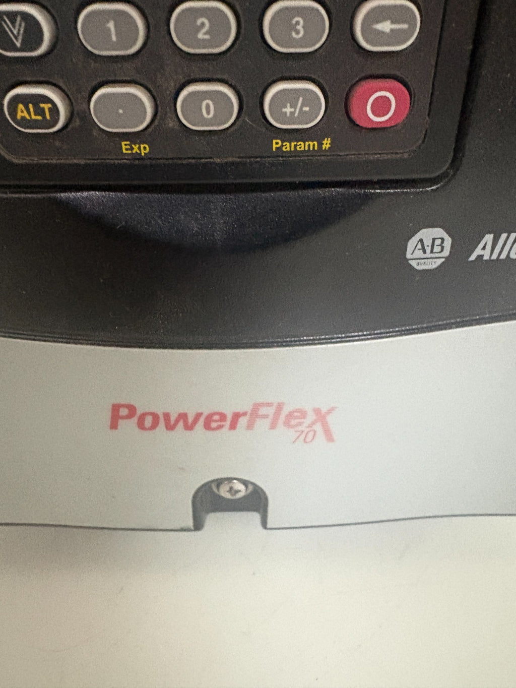 ALLEN BRADLEY POWER FLEX 70 20A D 5P0 A 0 AYNNNNN SERIE A1