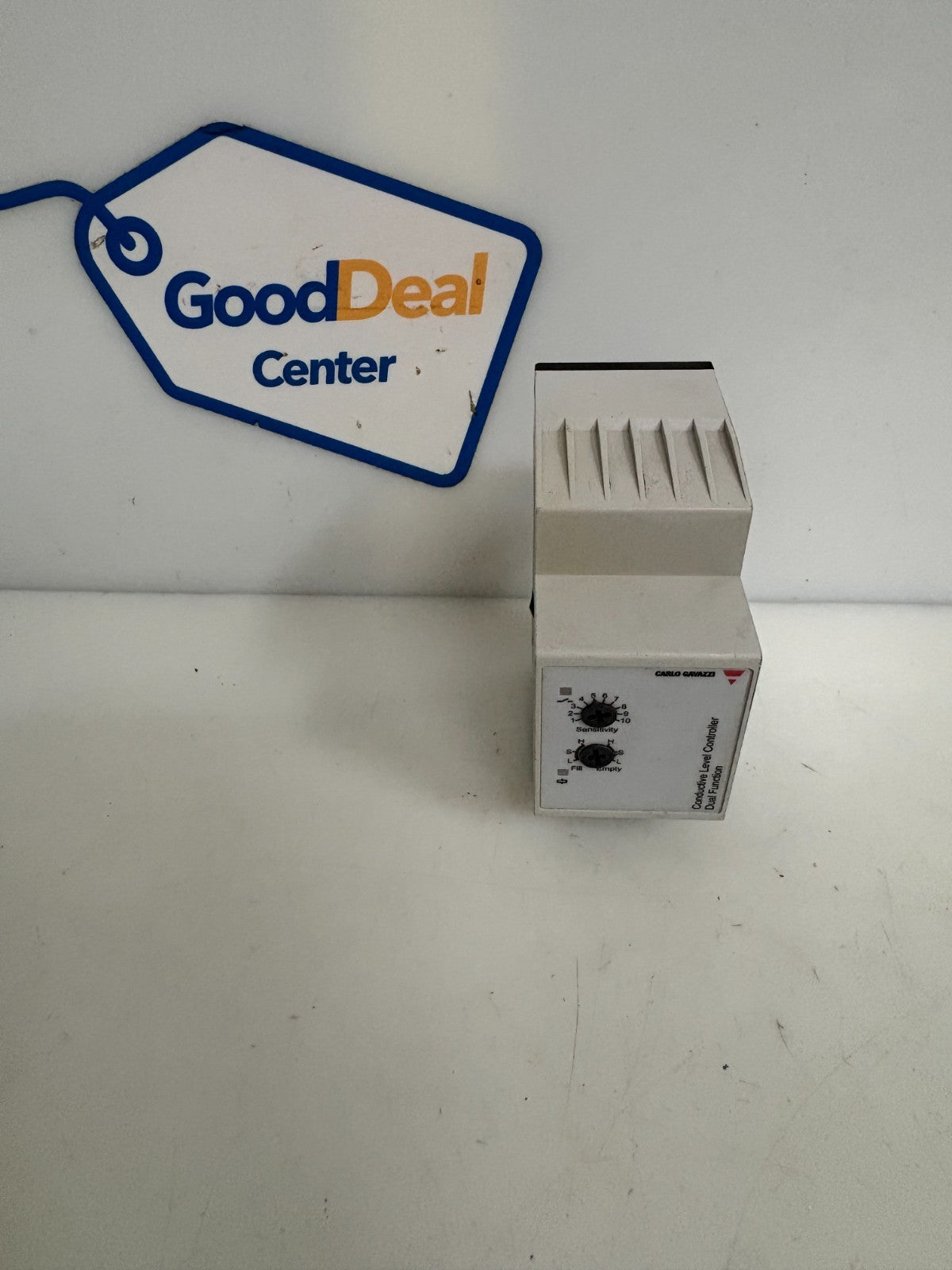 CARLO GAVAZZI CONDUCTIVE LEVEL CONTROLLER CLP2EA1C115