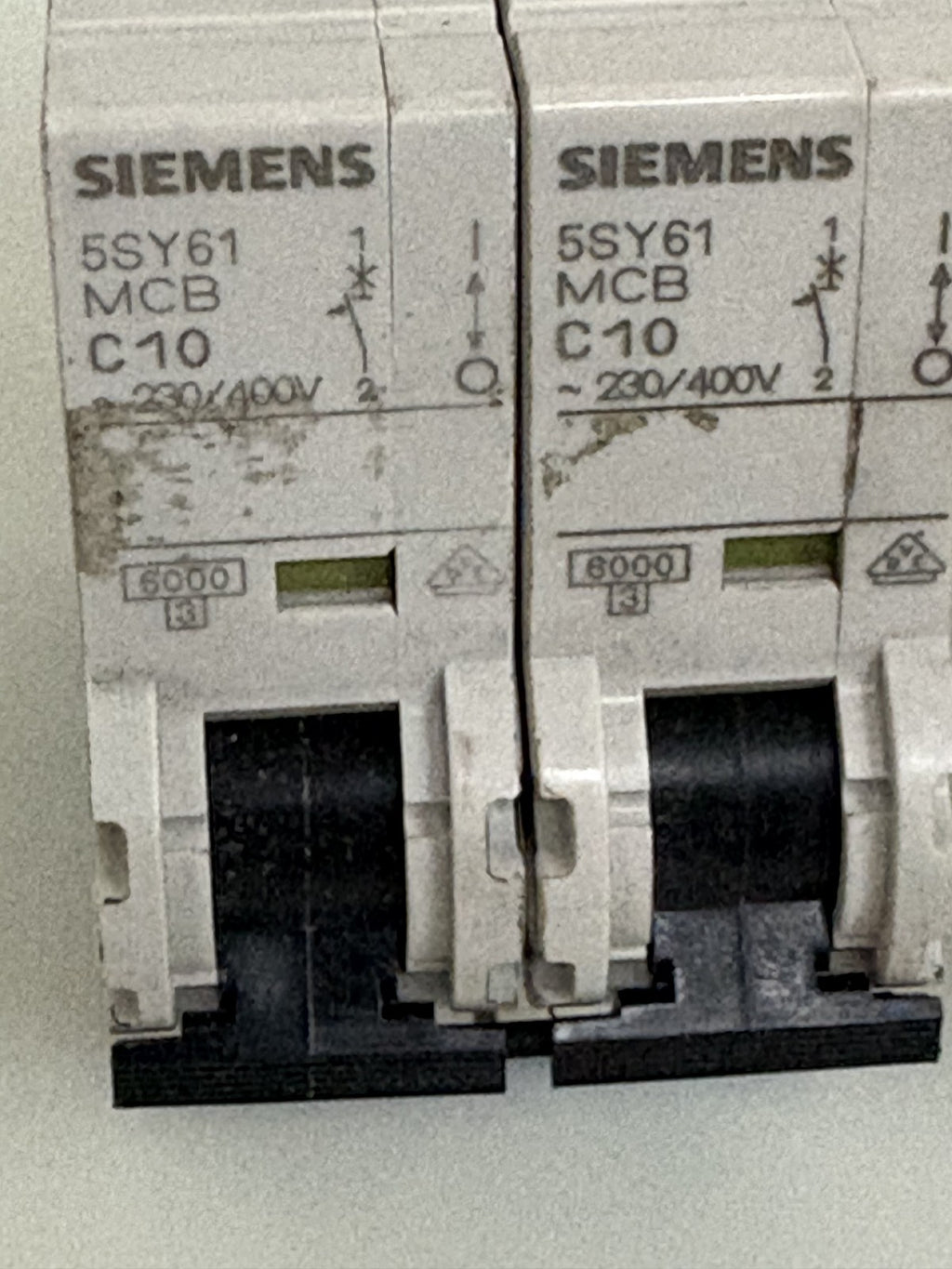 SIEMENS CIRCUIT BREAKER 5 SY61 MCB C10
