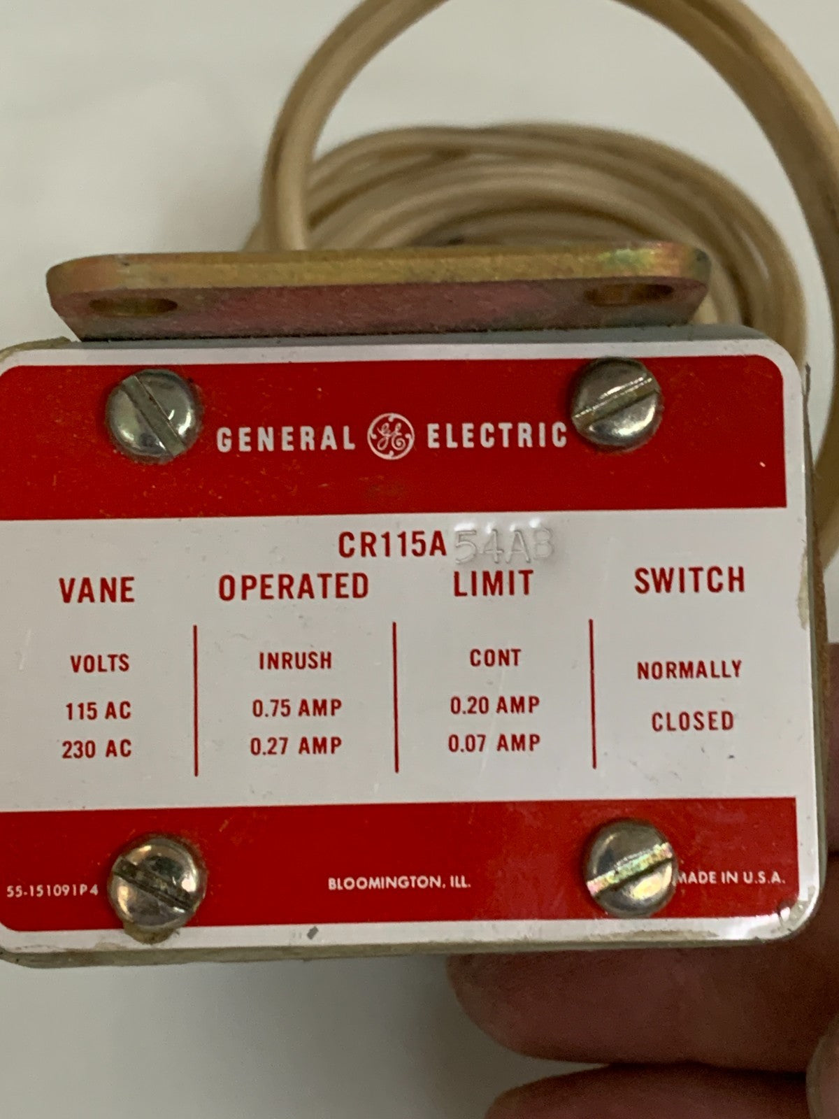 GENERAL ELECTRIC VANE OPERATED LIMIT SWITCH CR115A54AB2