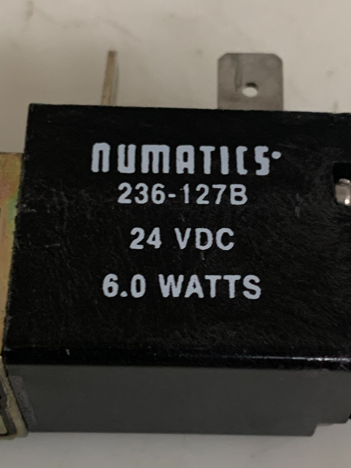 LOT OF 2 NUMATICS SOLENOID VALVE 031SS 4154