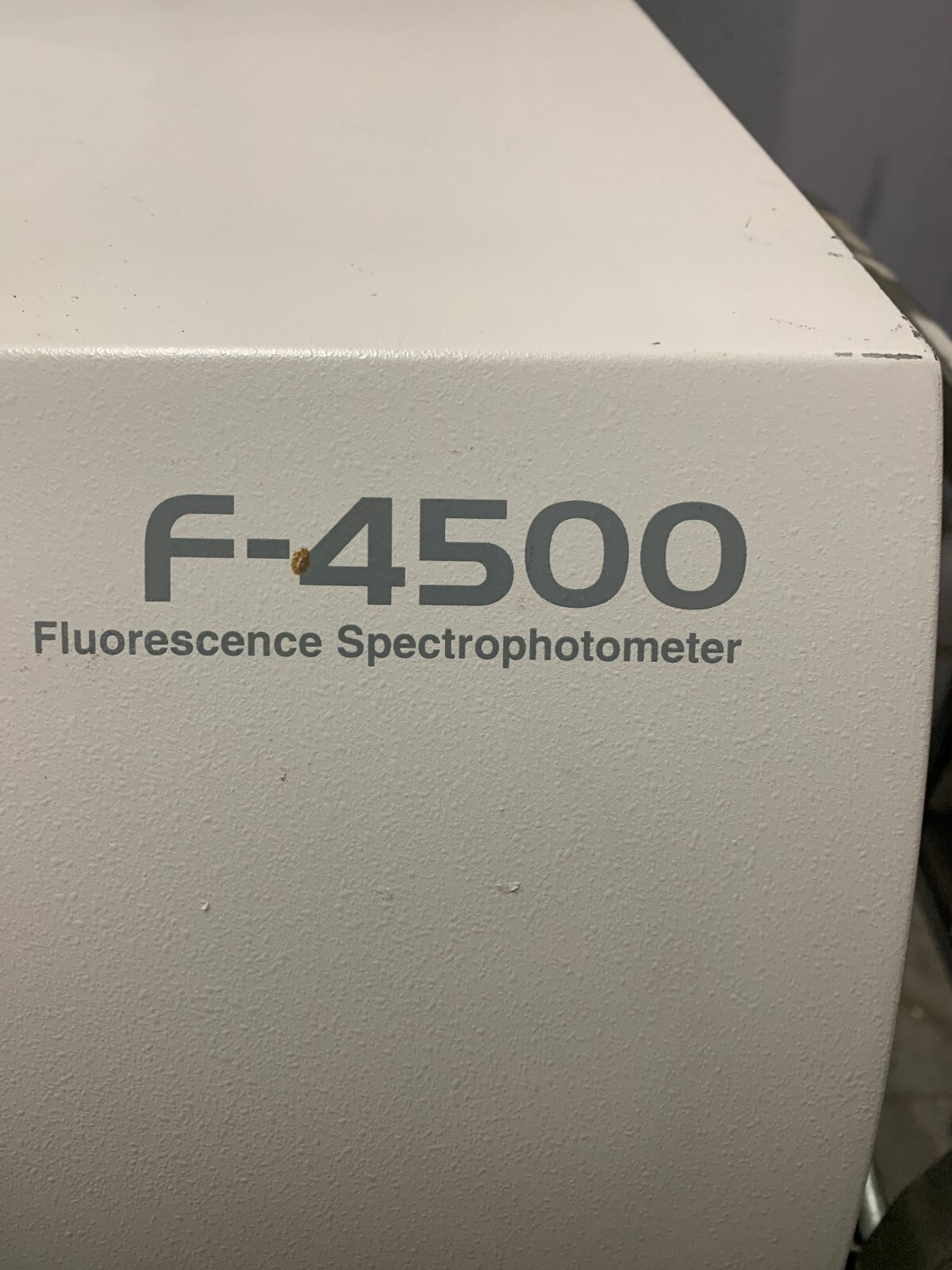 HITACHI FLUORESCENCE SPECTROPHOTOMETER F-45001