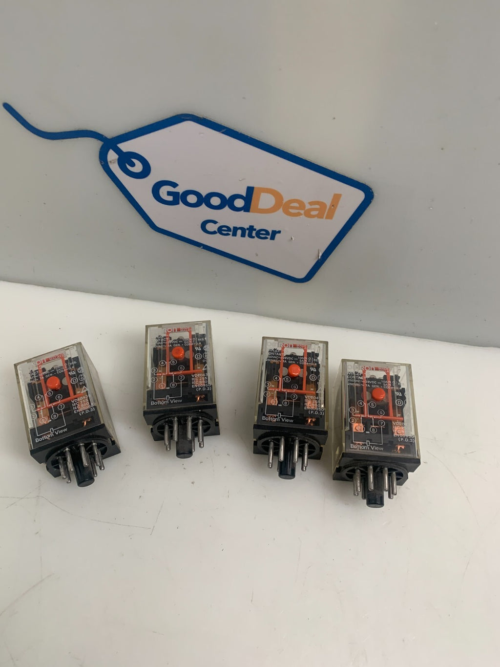 Lot of 4 Omron MK2P-S Relay MK2PS 250VAC/28VDC 10A