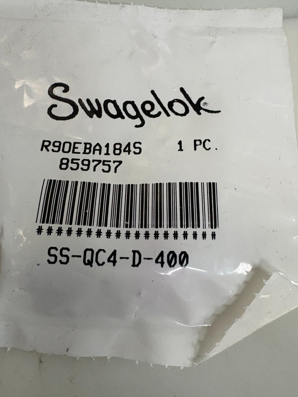 LOT OF 2 SWAGELOK QUICK CONNECT SS-QC4-D-400