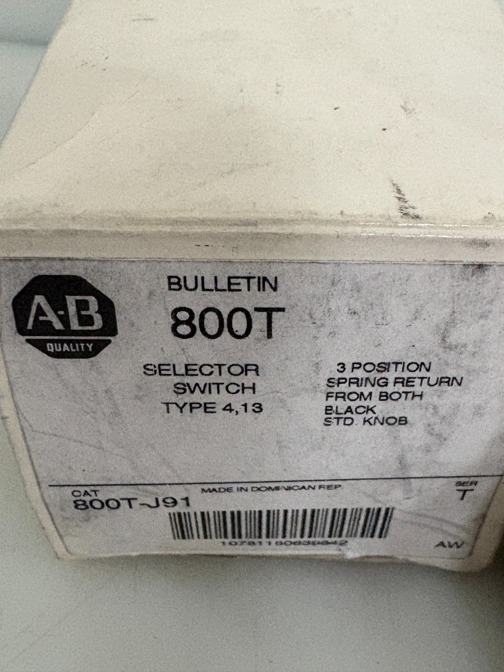 LOT OF 2 ALLEN BRADLEY 3 POSITION SELECTOR SWITCH 800T-J912