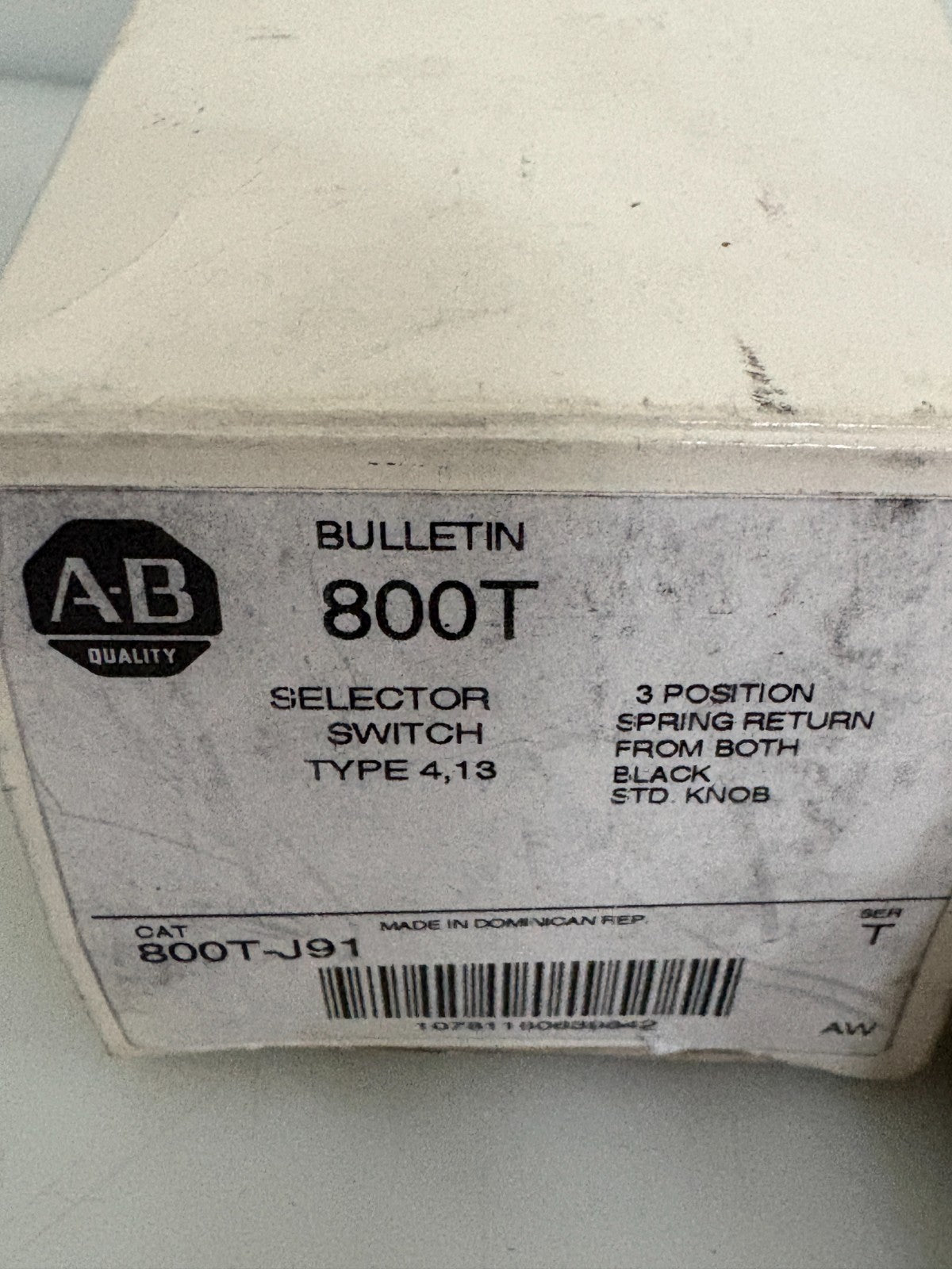 LOT OF 2 ALLEN BRADLEY 3 POSITION SELECTOR SWITCH 800T-J912
