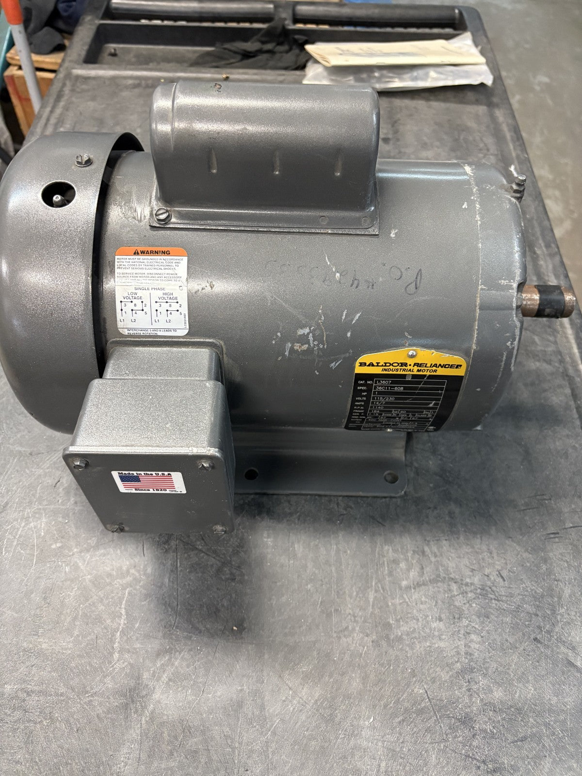 BALDOR RELIANCER MOTOR 1HP 1140 RPM L3607 SPEC 36C11-608