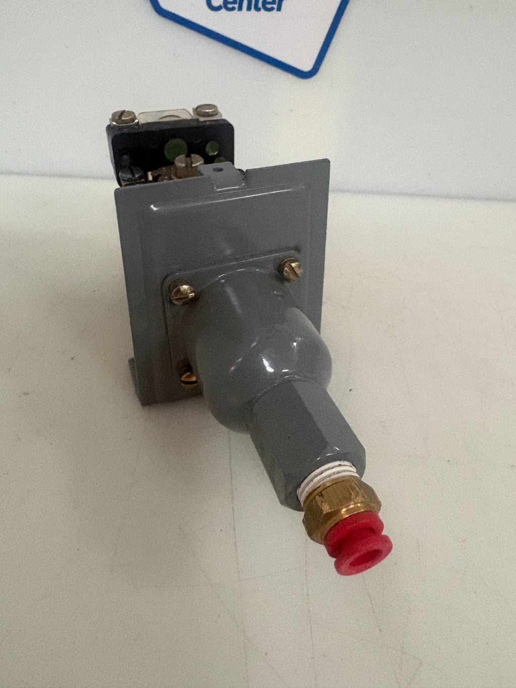 ALLEN BRADLEY PRESSURE SWITCH 836-C71