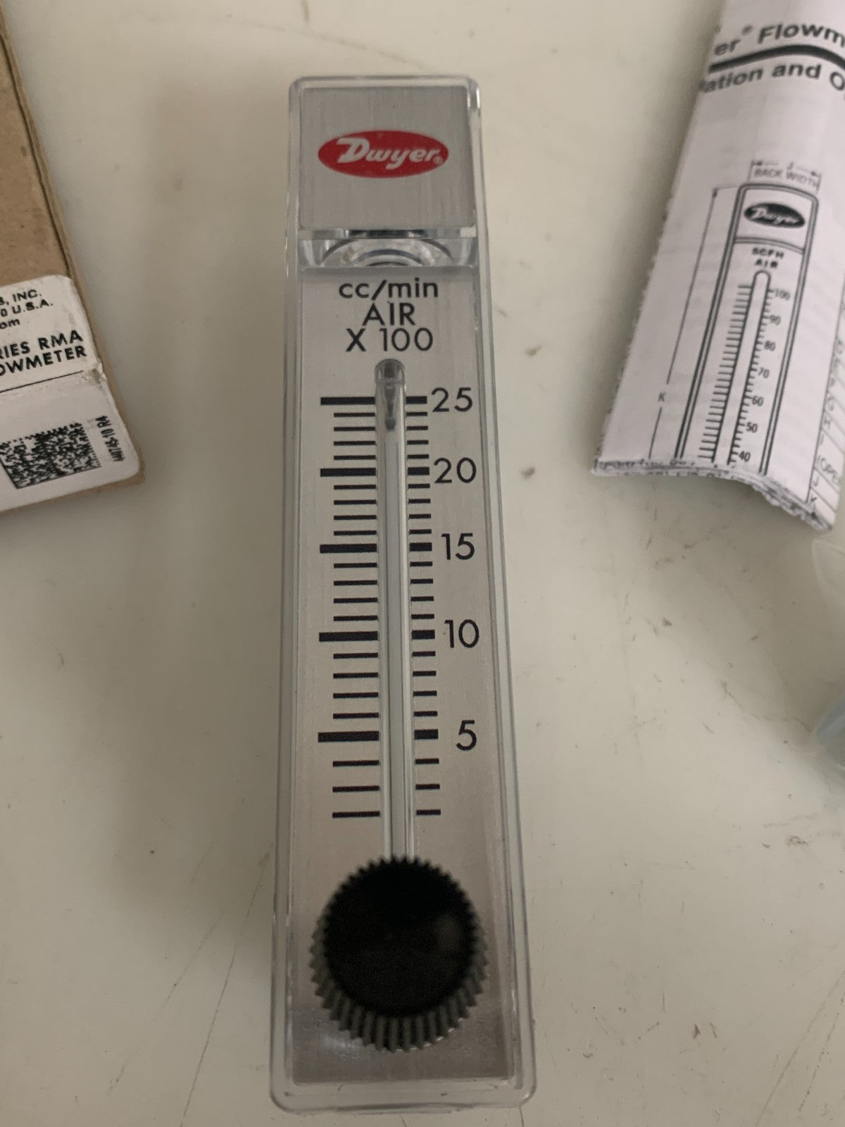 DWYER RATE MASTER FLOWMETER 0.5-5 LPM RMA-14-SSV
