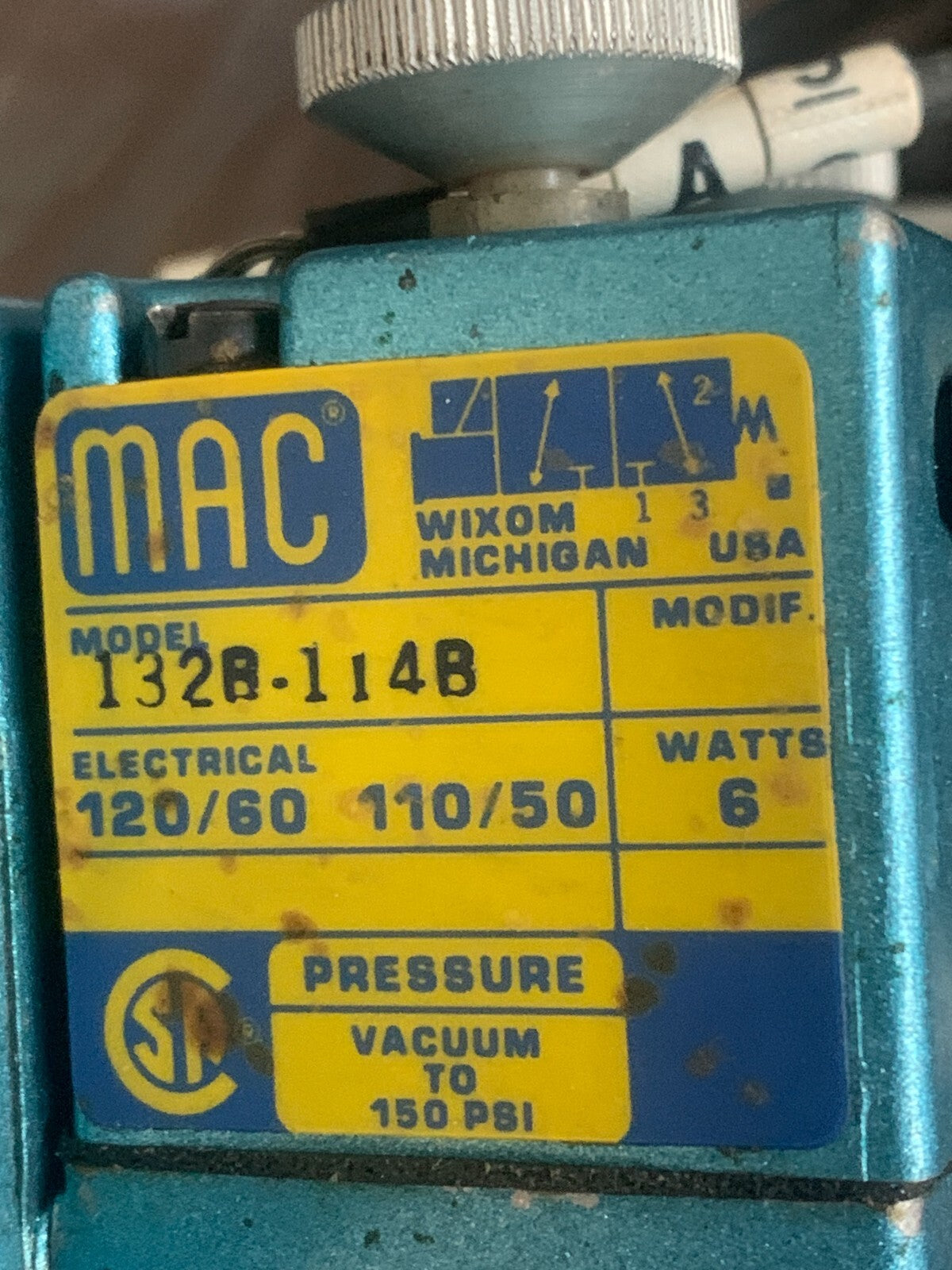 MAC 132B-614B MANIFOLD 8 VALVES UNIT4