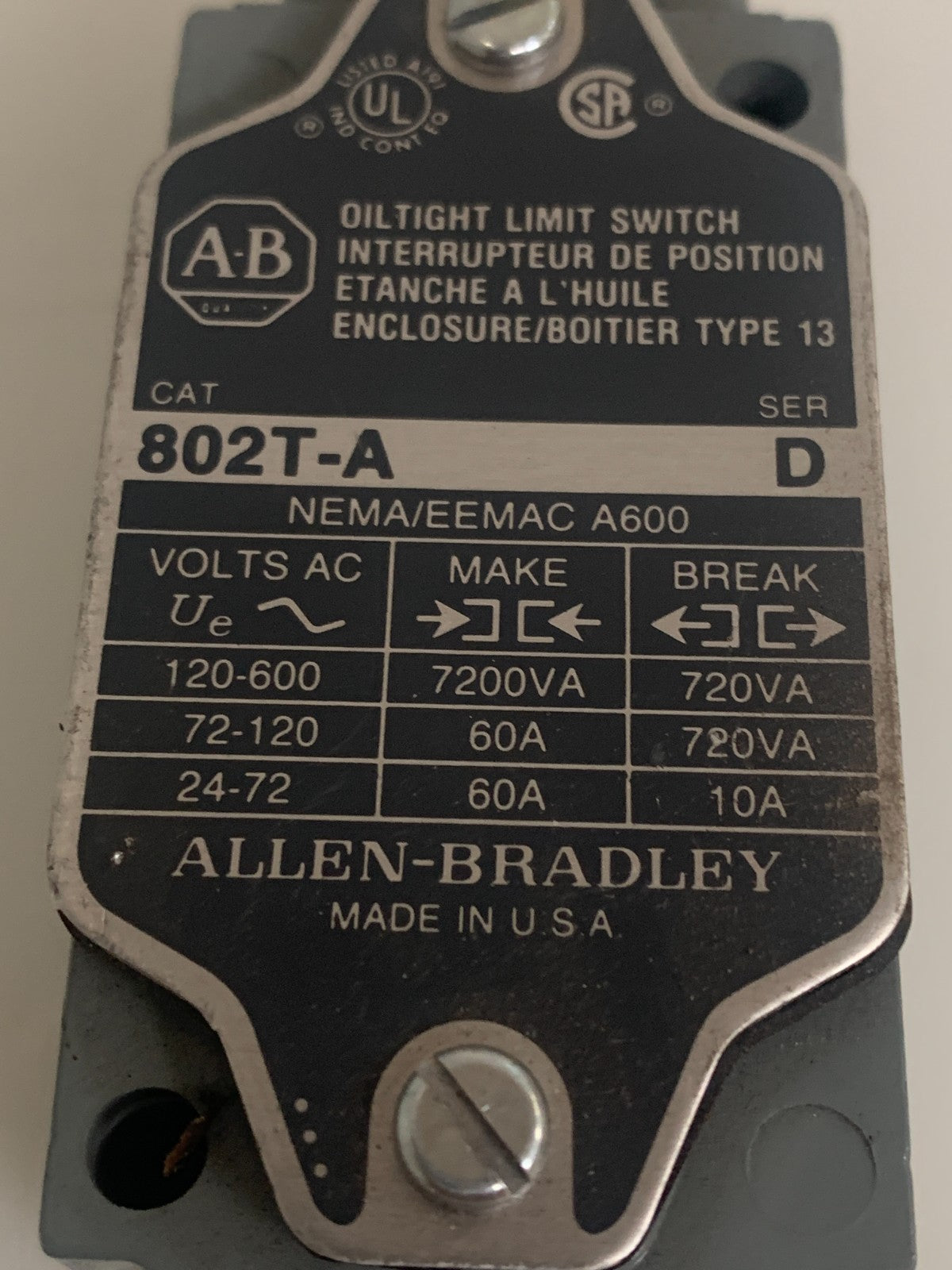 ALLEN BRADLEY OIL TIGHT LIMIT SWITCH 802T-A SER D