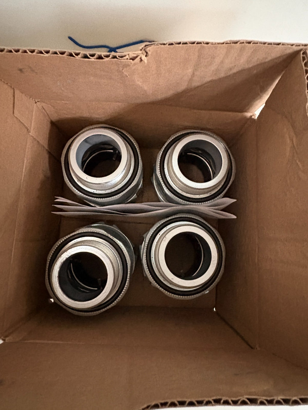 ABB THOMAS & BETTS 2" TECK STAR CABLE FITTING #ST200-551S 4 IN BOX4