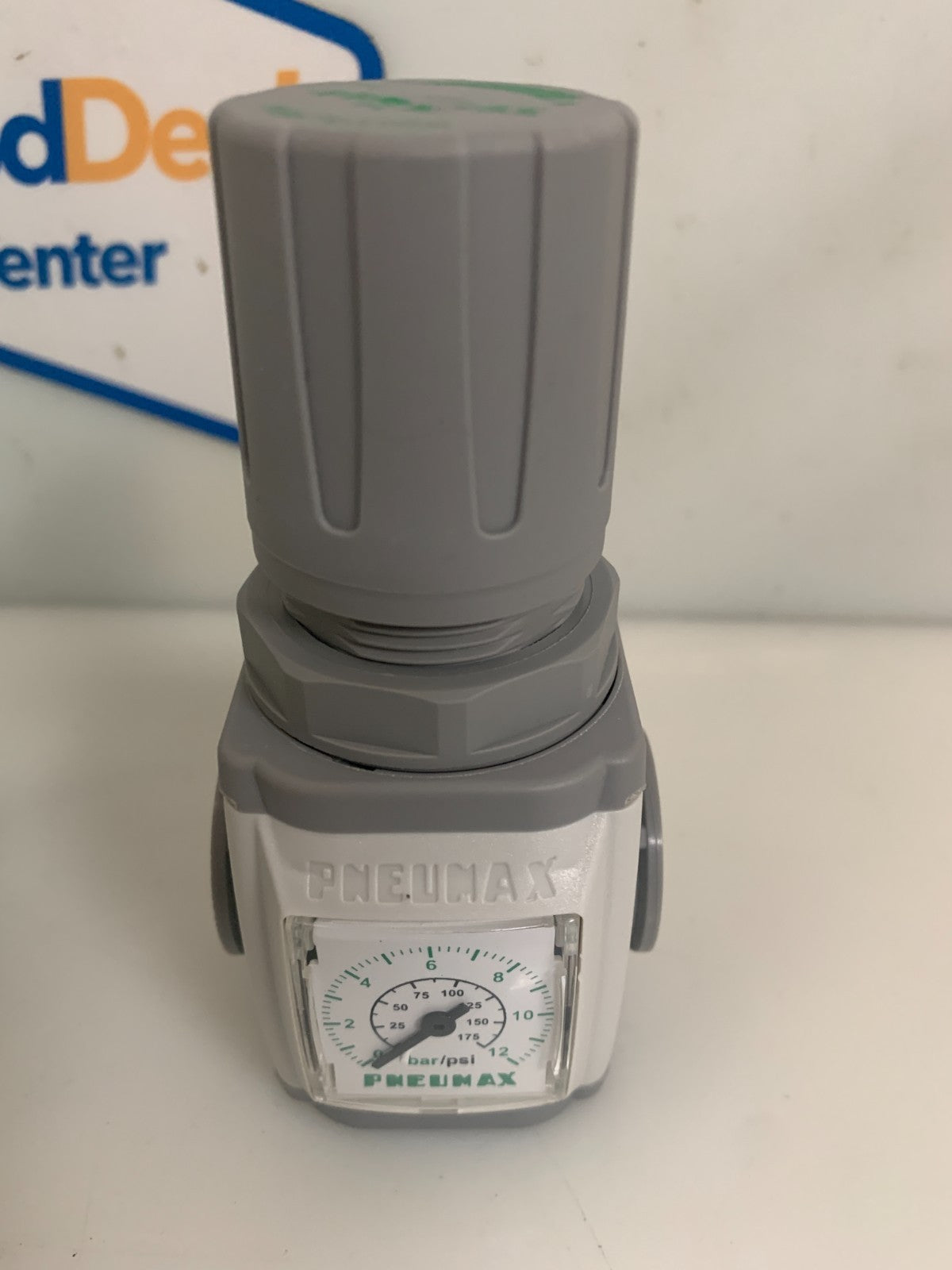 PNEUMAX PRESSURE REGULATOR #N171BRMC