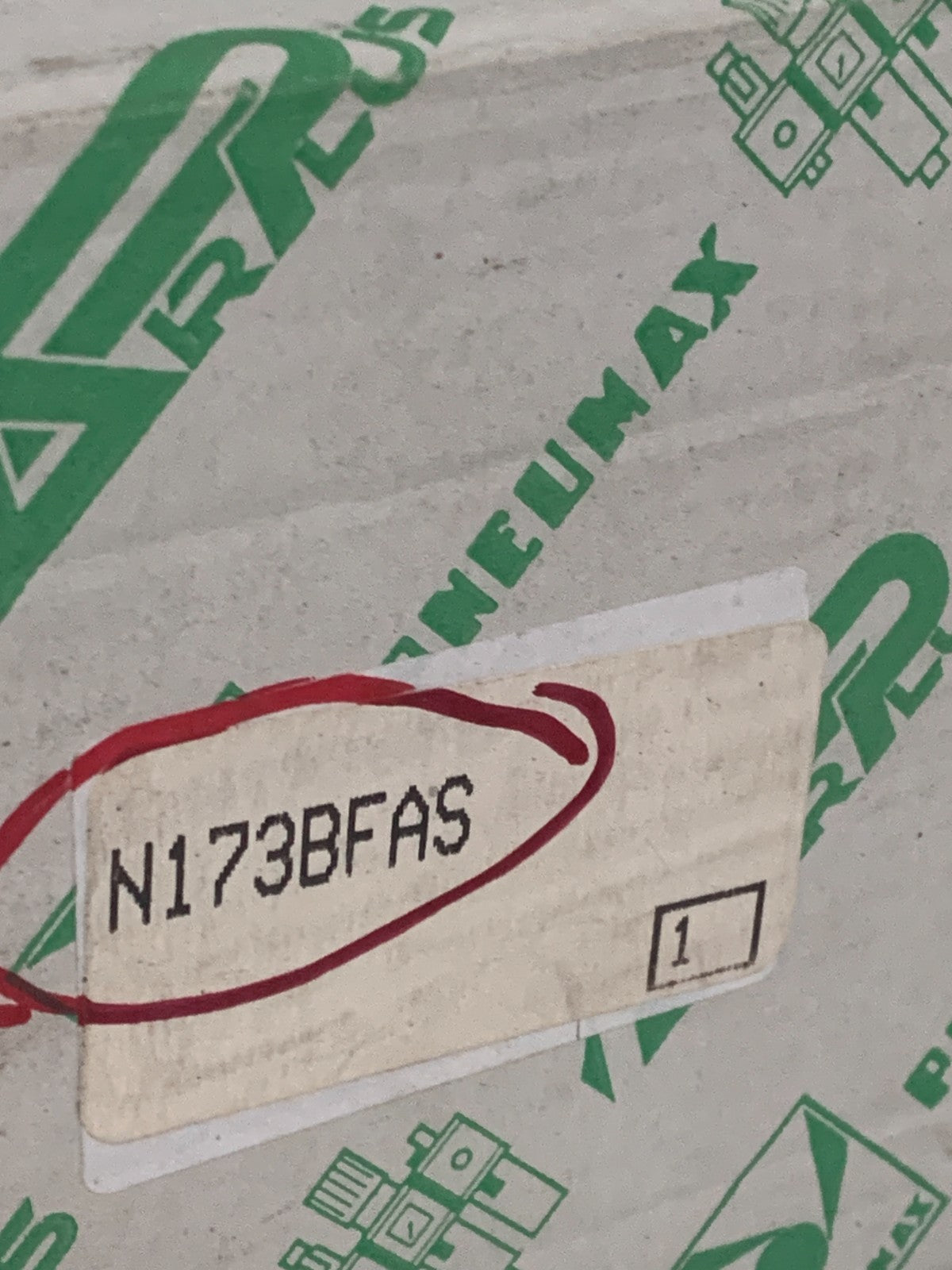 PNEUMAX AIR REGULATOR #N173BFAS