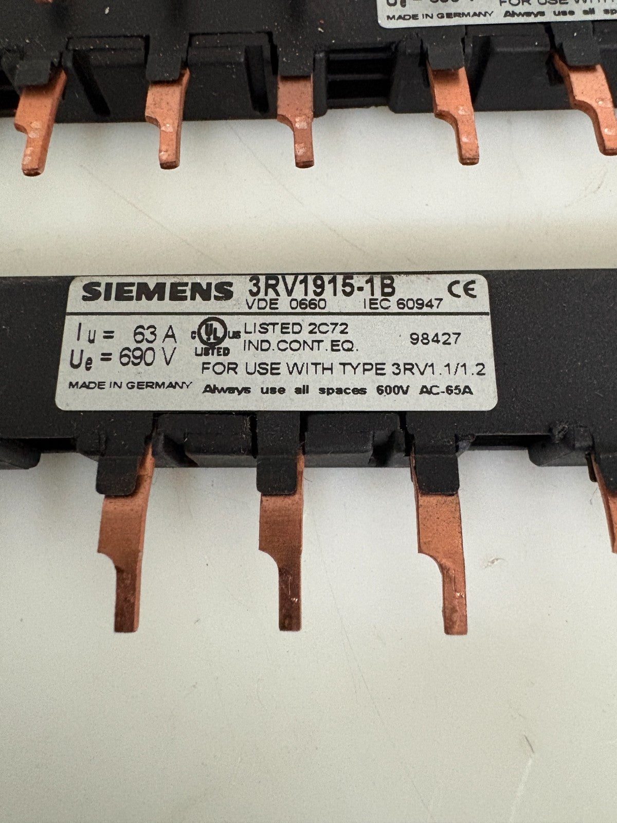 SIEMENS AUXILIARY LINE FEEDER BAR MIX LOT 4X 3RV1915-1C 2X 3RV1915-1CB