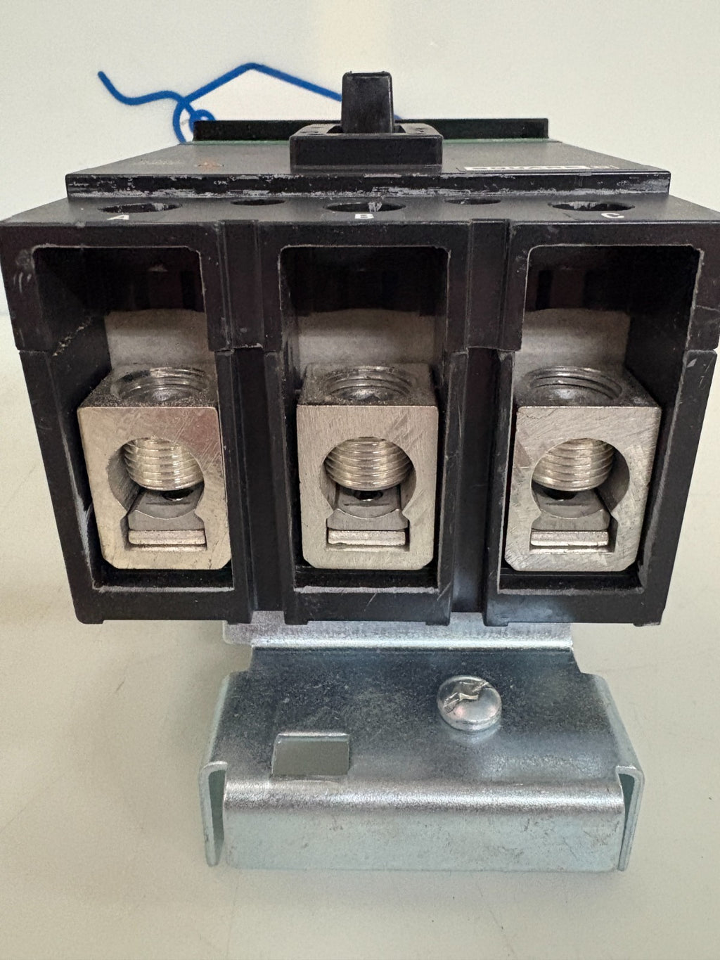 SCHNEIDER POWERPACT 200 AMP CIRCUIT BREAKER QBA322002