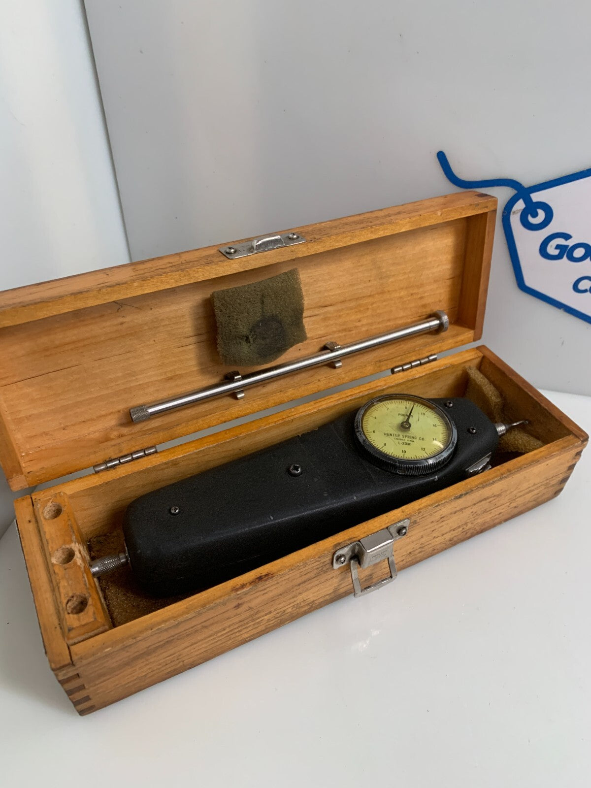 HUNTER SPRING  Mechanical Force Gage  L-20M  W/Wood Case