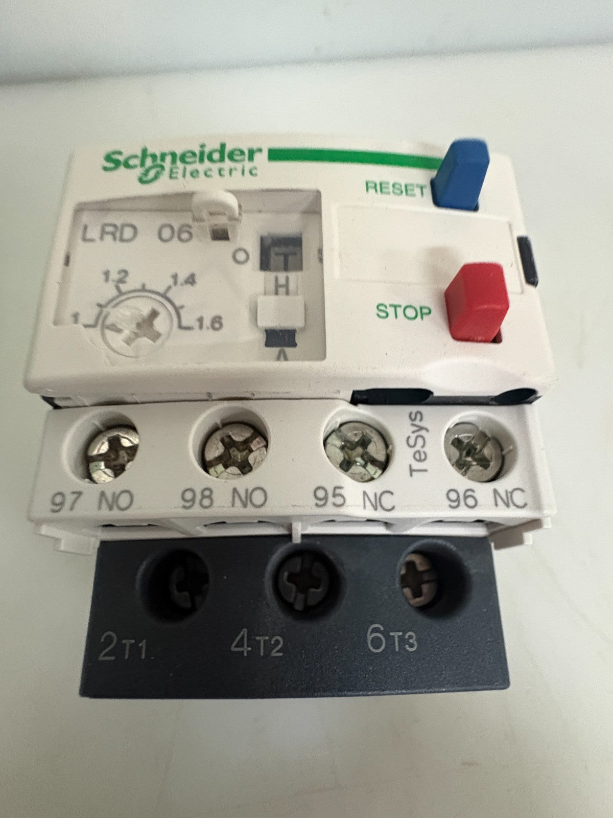 SCHNEIDER RELAY LRD 06 1