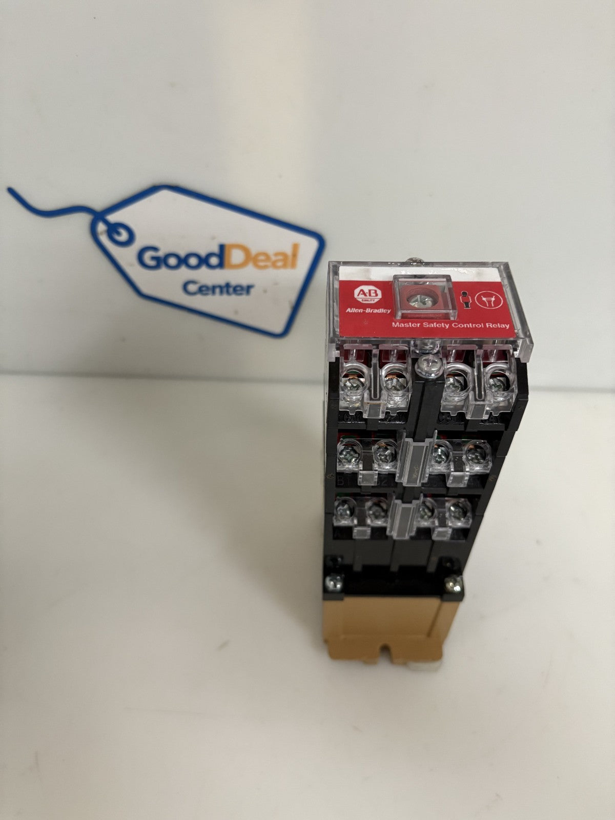 ALLEN BRADLEY MASTER SAFETY CONTROL RELAY 700S-PK102OA1 E