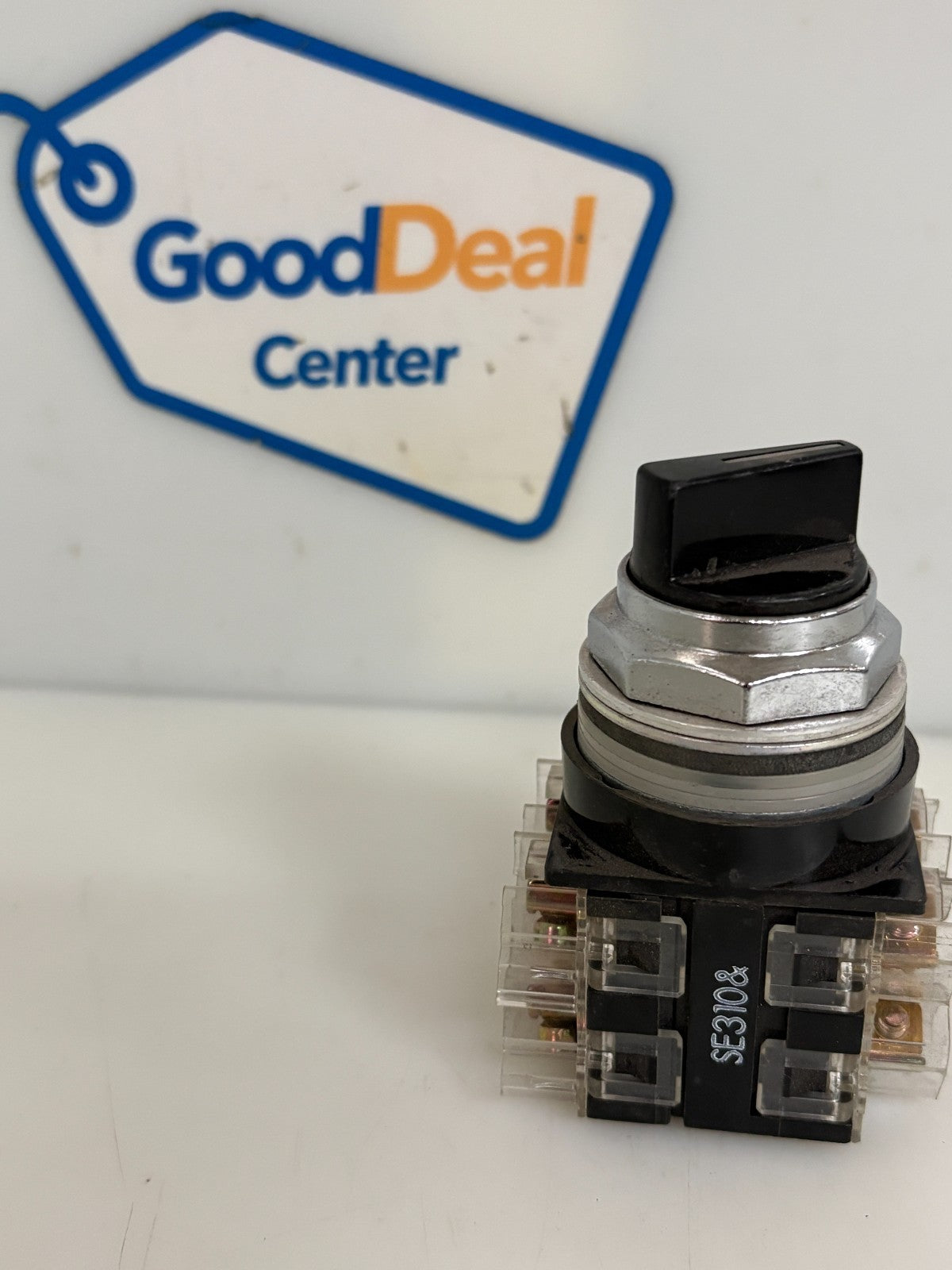 GENERAL ELECTRIC SE 310 & CR104P W/ CR104PSG21B SELECTOR SWITCH 2 POS0