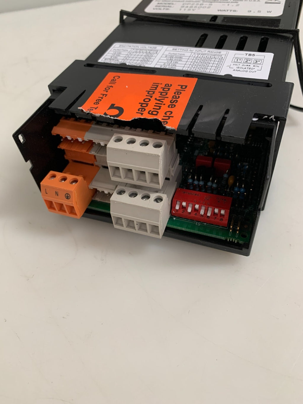 OMEGA STRAIN GAUGE PANEL METER DP25B-S-1.23