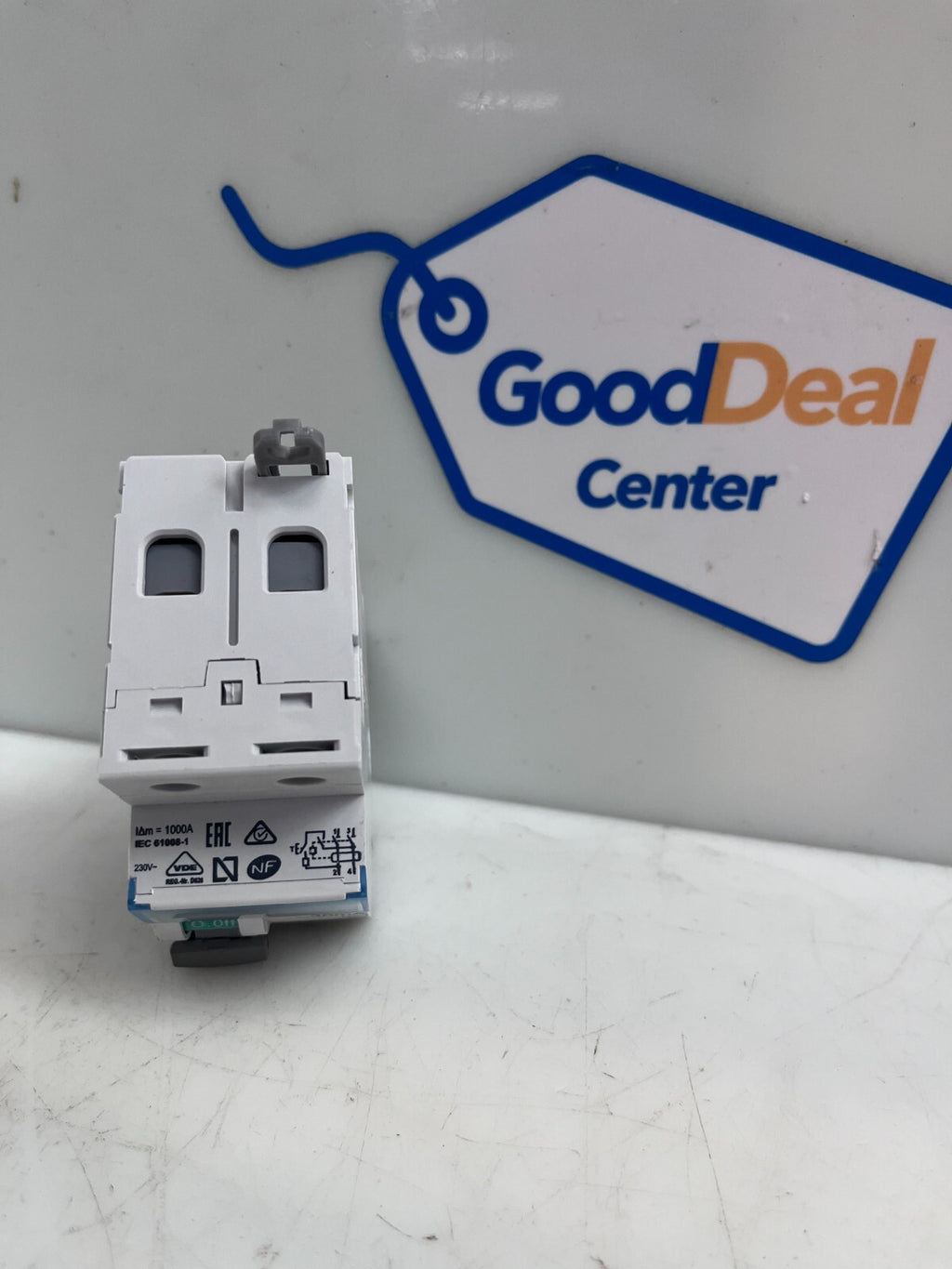 LEGRAND 411504 Circuit Breaker (Lot of 2)