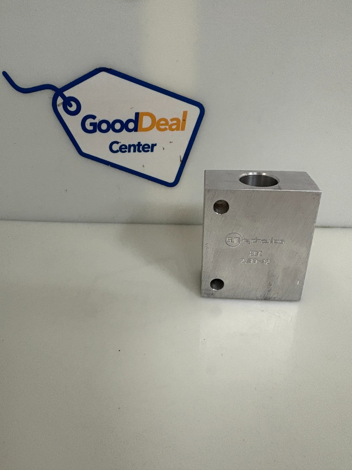SUN HYDRAULICS HYDRAULIC VALVE BLOCK EDC 2JB0-A2