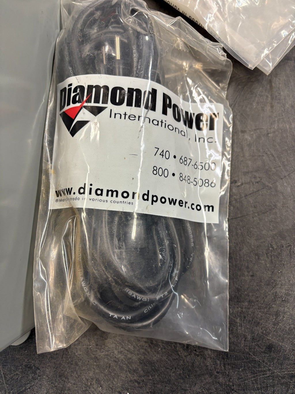 DIAMOND ELECTRONICS TEMPRO 4-20MA I/O INTERFACE ETHERNET SWITCH W/CABLES4