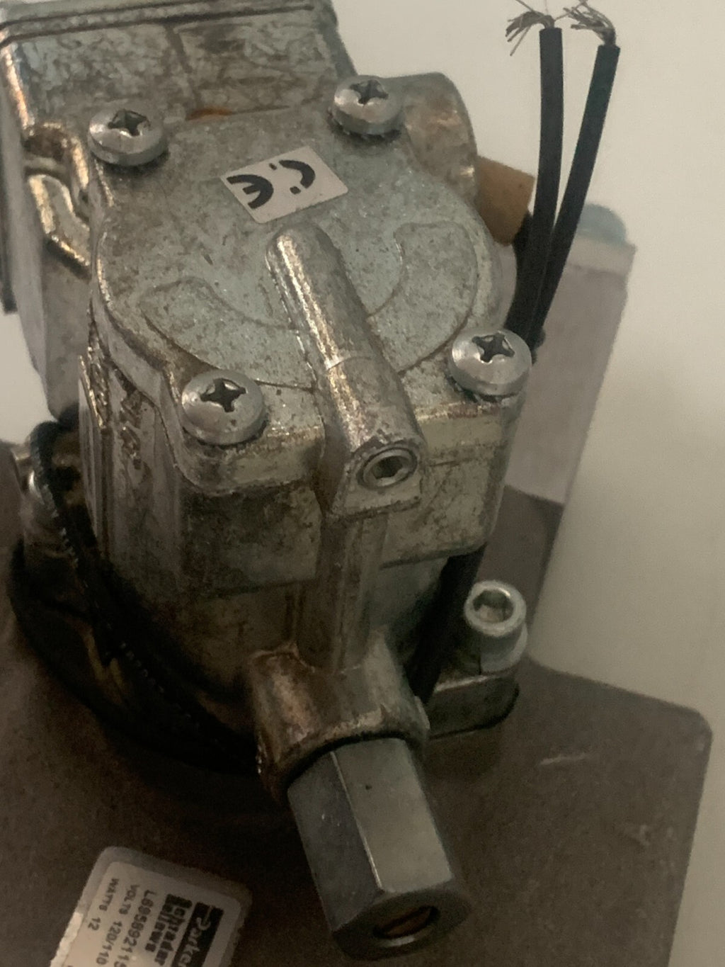 PARKER SCHRADER BELLOWS PNEUMATIC VALVE L69589211535