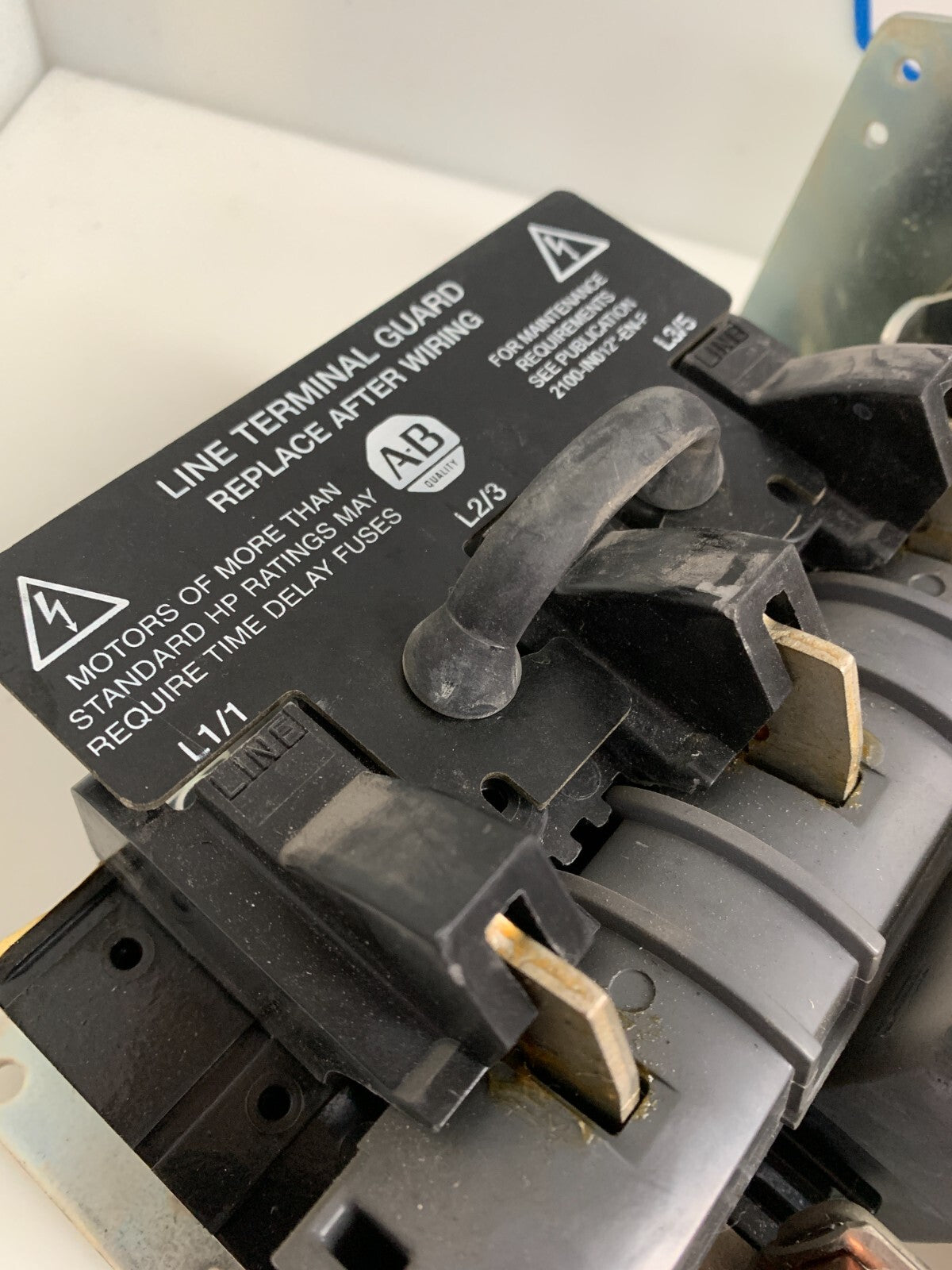 ALLEN BRADLEY DISCONNECT SWITCH 1494X-DS30 W/FUSE1