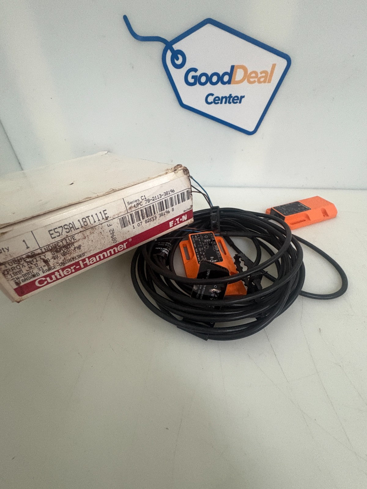 EATON CUTLER HAMMER TUBULAR INDUCTIVE SENSOR E57SAL18T111E0