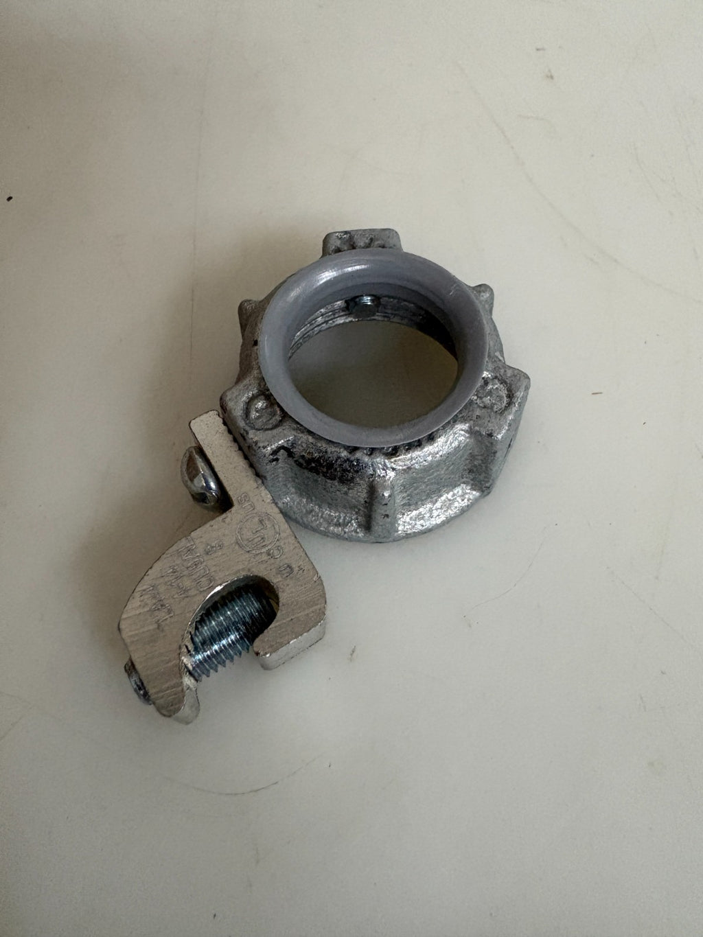 EATON CROUSE HINDS 3/4" MI GROUND BUSH-LAY-IN LUG #GLL2 50 PER BOX1