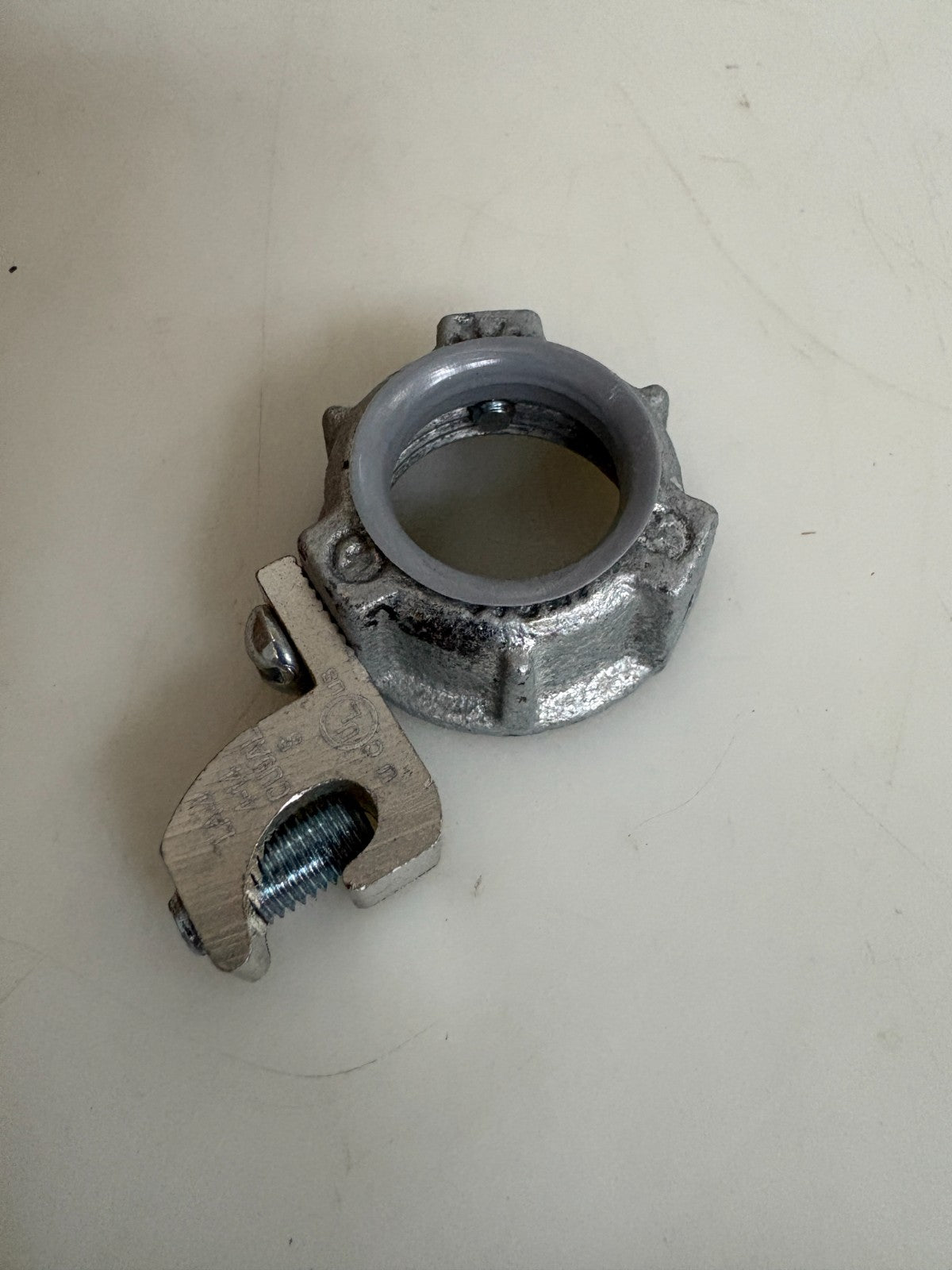EATON CROUSE HINDS 3/4" MI GROUND BUSH-LAY-IN LUG #GLL2 50 PER BOX1
