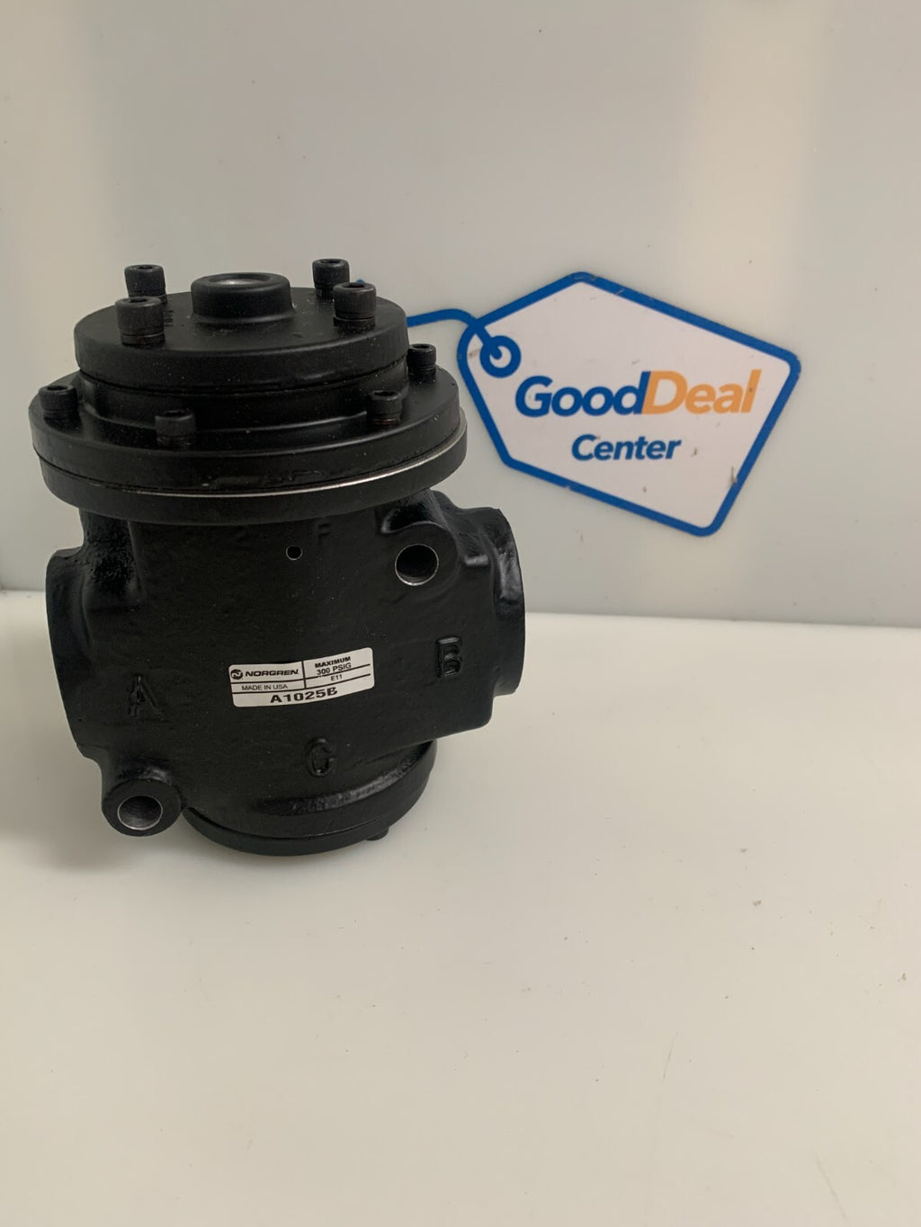 NORGREN  300PSI  Poppet Valve  A1025B